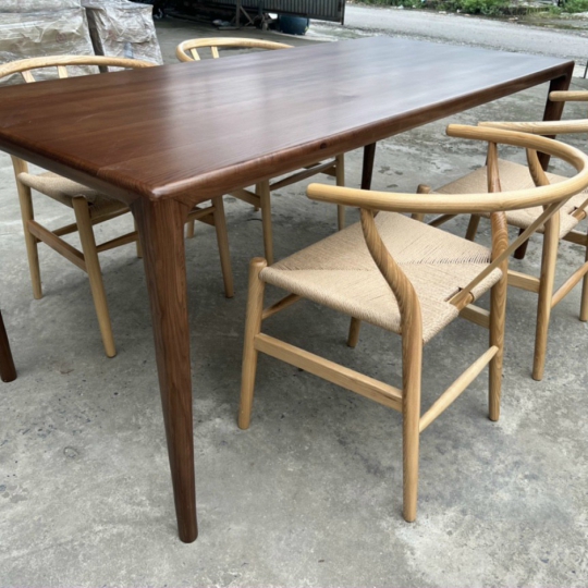 Bộ bàn ăn neva kết hợp với nhiều loại ghế