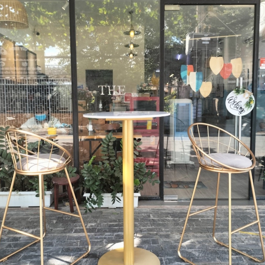 Bộ bàn ghế quầy bar cà phê