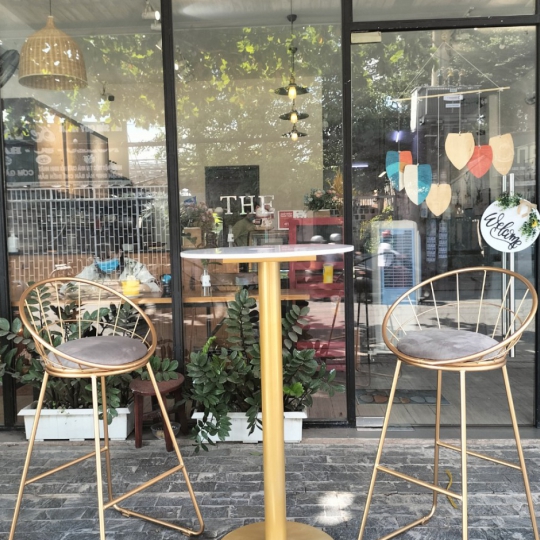Bộ bàn ghế quầy bar cà phê