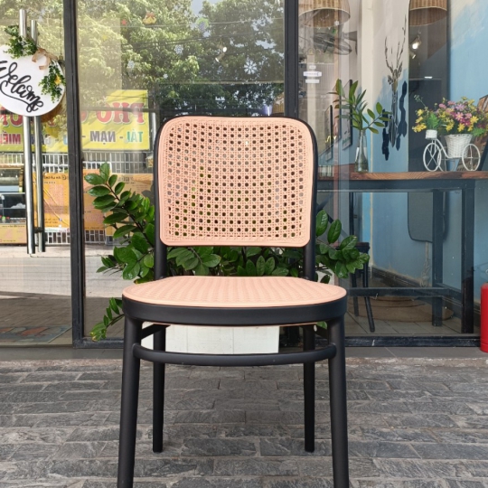 GHẾ THONET 3042 MẶT VÀ TỰA GIẢ MÂY