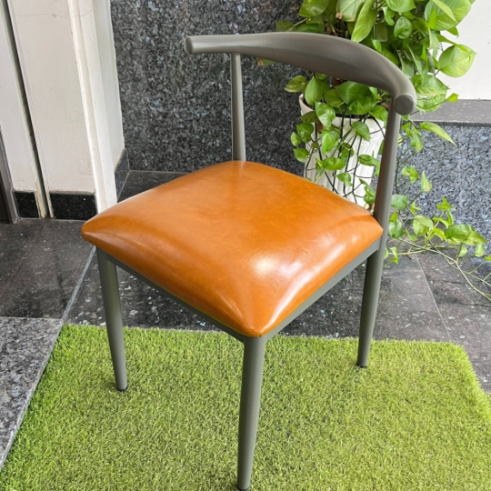 Ghế Bull Khung Sắt SK35