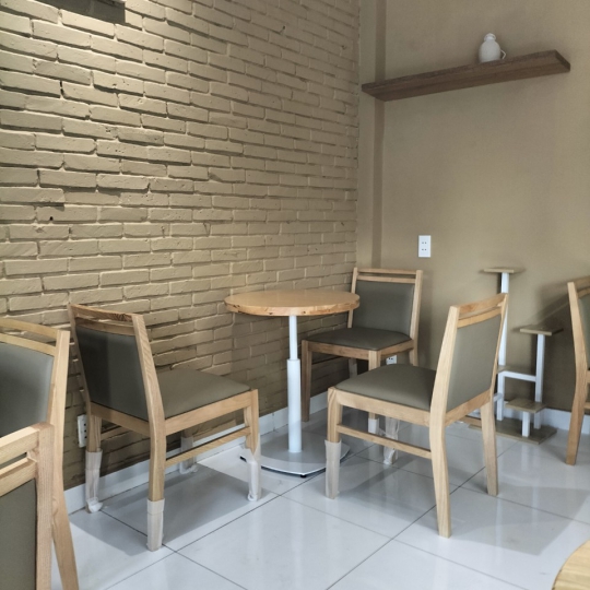 Bàn Ghế Gỗ Tròn Coffee